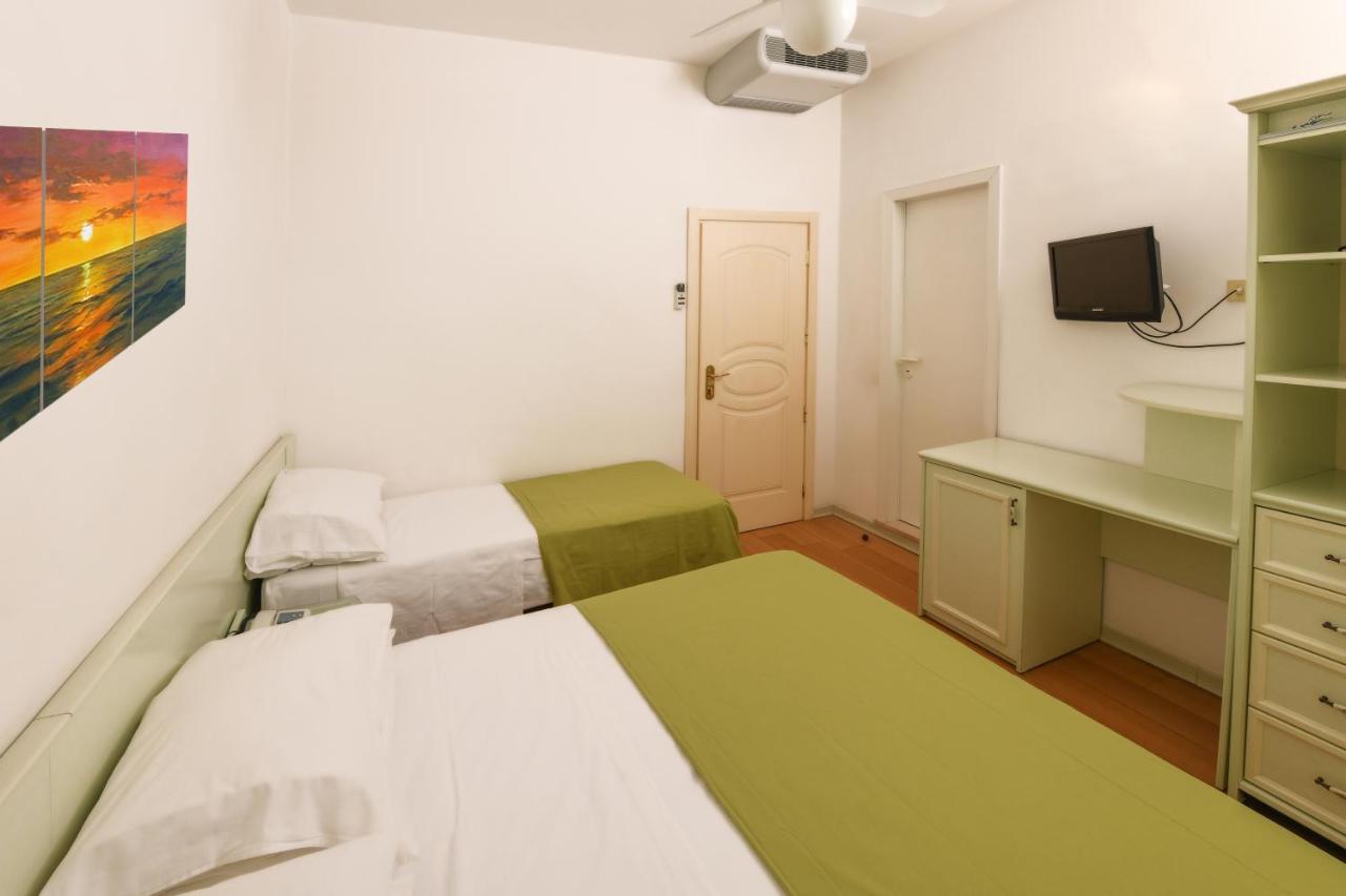 Hotel La Rosa Cattolica Ngoại thất bức ảnh
