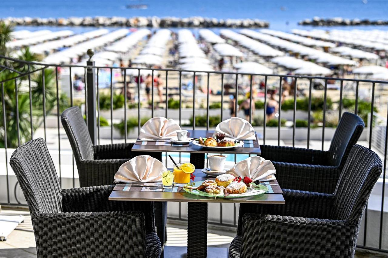 Hotel La Rosa Cattolica Ngoại thất bức ảnh