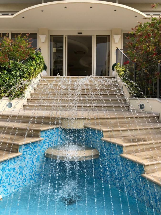 Hotel La Rosa Cattolica Ngoại thất bức ảnh