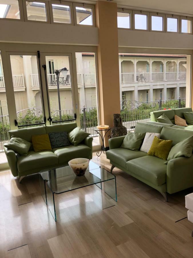 Hotel La Rosa Cattolica Ngoại thất bức ảnh